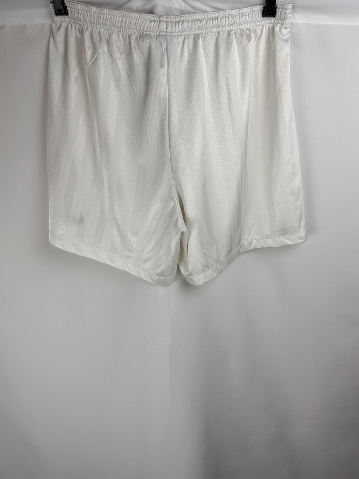 A48 Vintage y2k Nike sports/football shorts