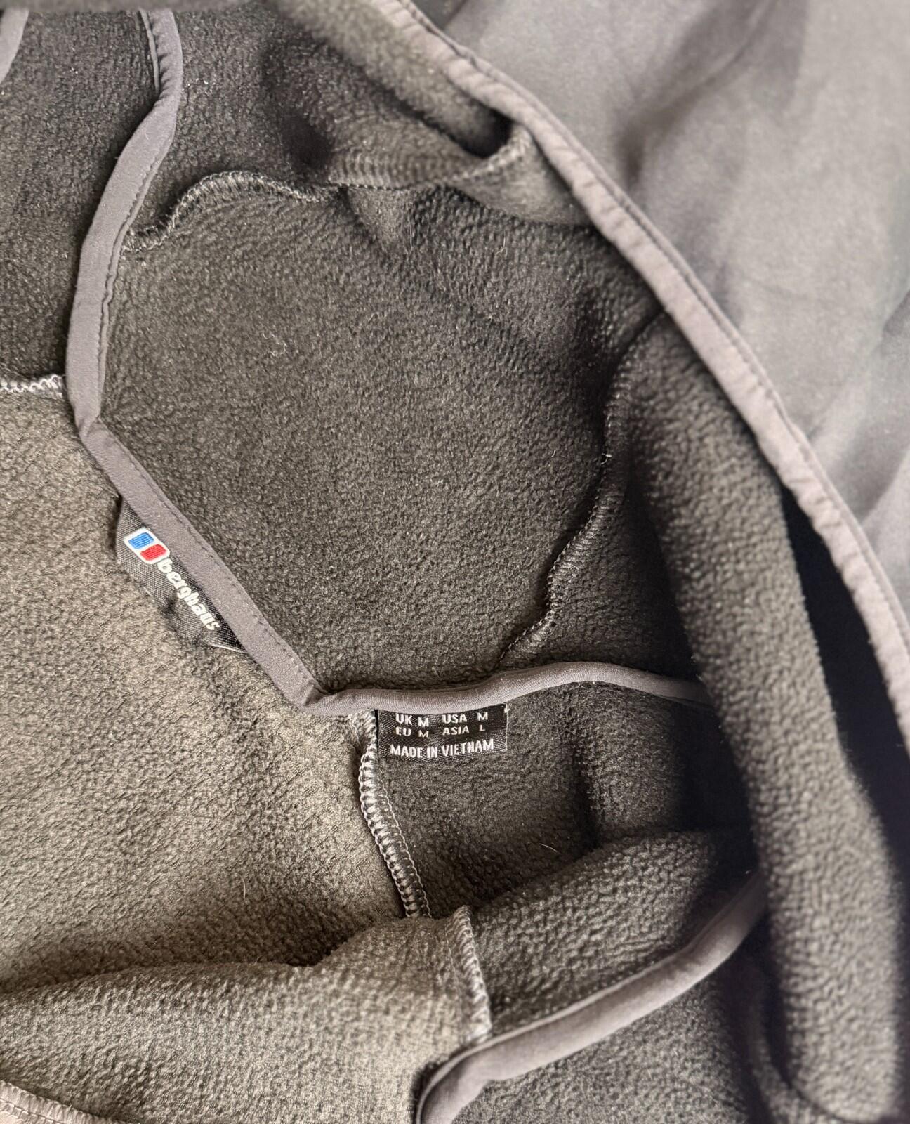 Berghaus Hoodie(Grey&Black)(A42)